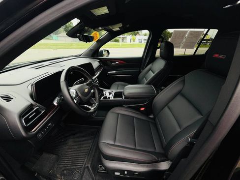 Used 2025 Chevrolet Traverse Z71 w/ Enhanced Driving Package AWD/4WD image 29