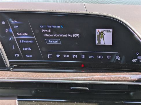 Used 2024 Cadillac Escalade Sport Platinum w/ LPO, ONYX Package image 19