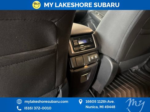 Used 2021 Subaru Ascent Premium w/ Convenience Package AWD/4WD image 25