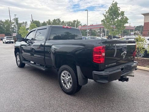 Used 2019 Chevrolet Silverado 2500 LTZ w/ Duramax Plus Package AWD/4WD image 2