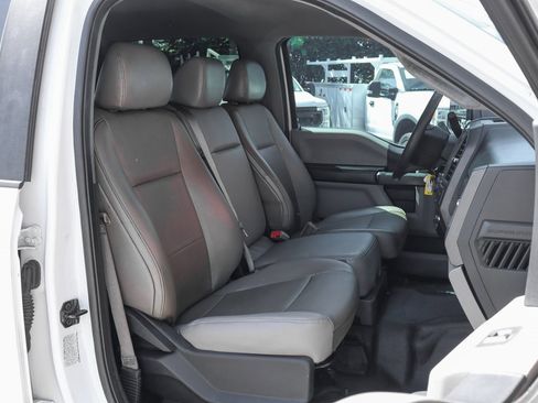 Used 2018 Ford F550 2WD Crew Cab Super Duty image 39