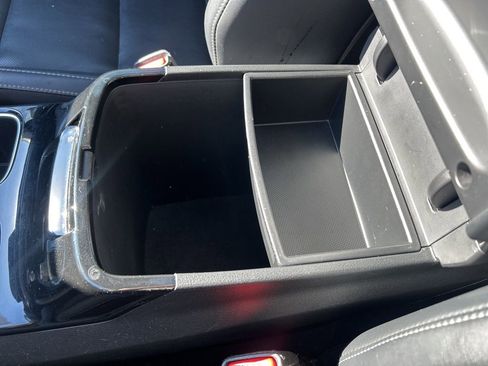 Used 2022 Kia Telluride S image 41