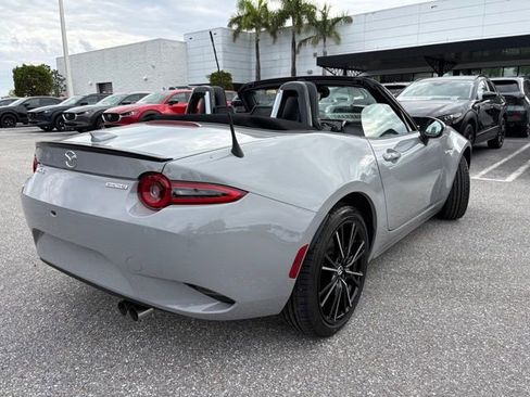 New 2026 MAZDA MX-5 Miata Grand Touring RWD image 2