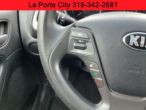 Used 2017 Kia Forte LX FWD image 14