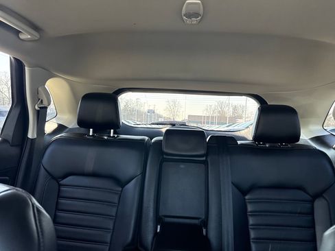 Used 2024 Ford Edge SEL w/ Convenience Package image 42