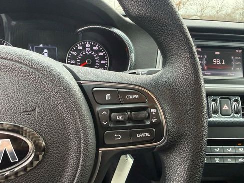 Used 2016 Kia Optima LX image 18