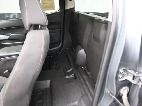 Used 2021 Chevrolet Colorado LT w/ Fleet Safety Package RWD image 22