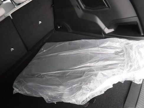 New 2026 Jeep Cherokee Overland image 45