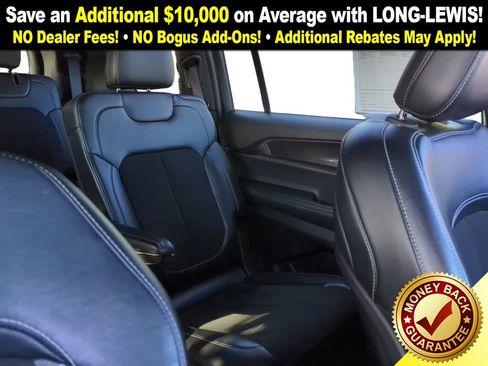 Used 2022 Jeep Grand Cherokee L Laredo image 23