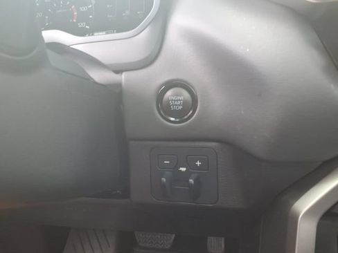 Used 2026 Toyota Tundra Platinum AWD/4WD image 21