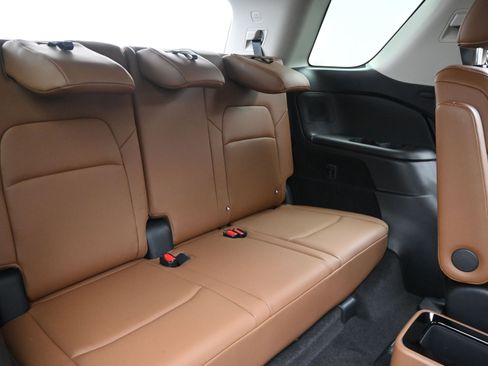 New 2026 Nissan Pathfinder Platinum AWD/4WD image 22