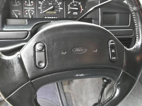 Used 1996 Ford F250 XLT image 17
