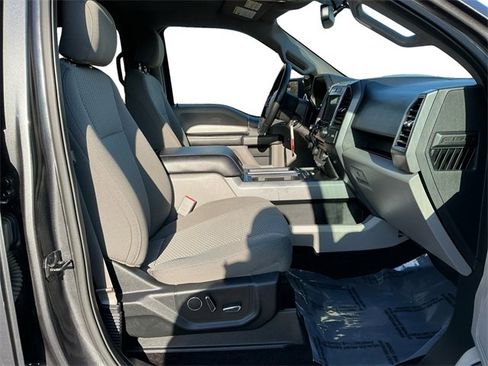 Used 2017 Ford F150 XLT w/ Equipment Group 302A Luxury image 17