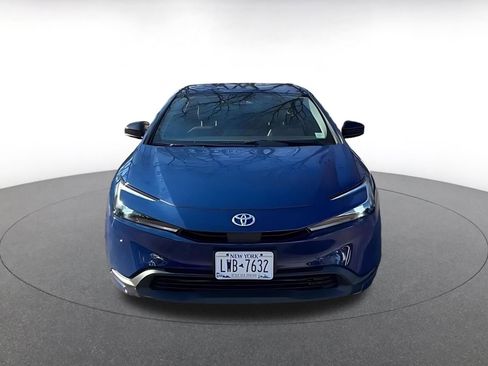 Used 2025 Toyota Prius LE image 16