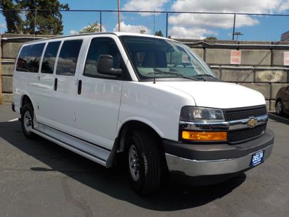 Used 2017 Chevrolet Express 3500 LT w/ LT Preferred Equipment Group