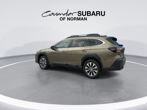 Used 2025 Subaru Outback Touring XT AWD/4WD image 6