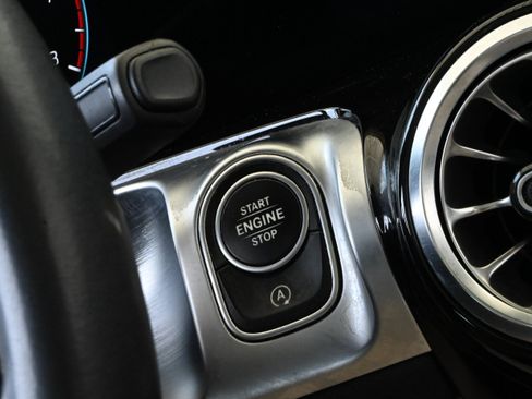 Used 2022 Mercedes-Benz GLB 250 4MATIC image 24