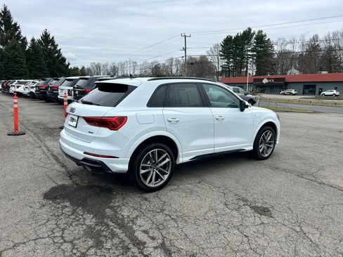 Used 2022 Audi Q3 2.0T Premium AWD/4WD image 6