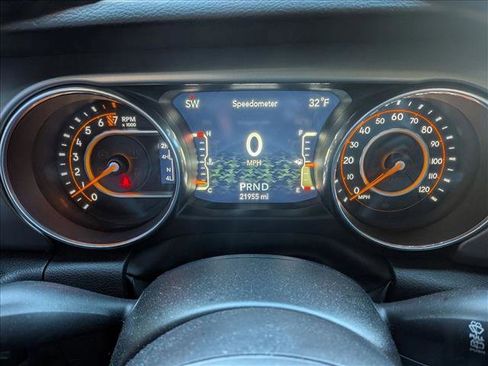 Used 2022 Jeep Wrangler Unlimited Sport image 12