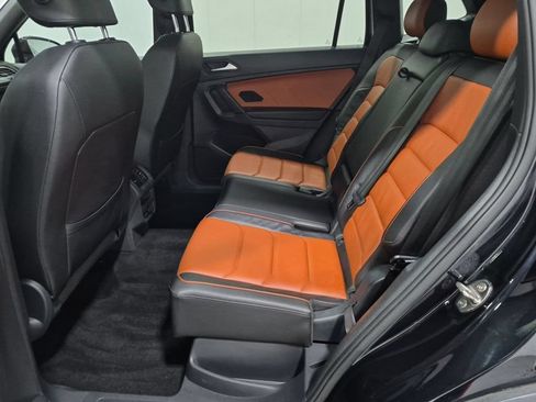 Used 2019 Volkswagen Tiguan SEL Premium AWD/4WD image 10