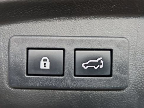 Used 2023 Subaru Outback Premium AWD/4WD image 13