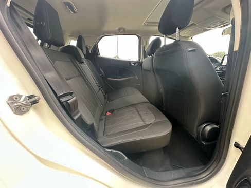 Used 2021 Ford EcoSport SE w/ SE Convenience Package image 25