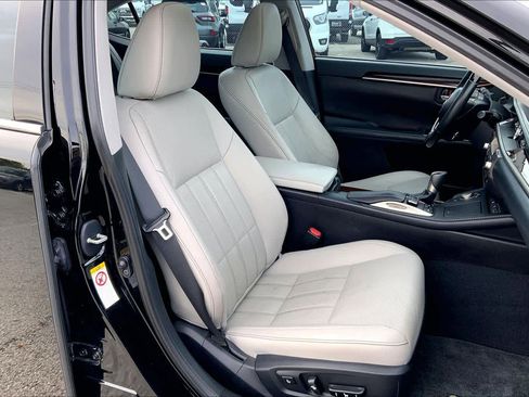 Used 2016 Lexus ES 350 image 17