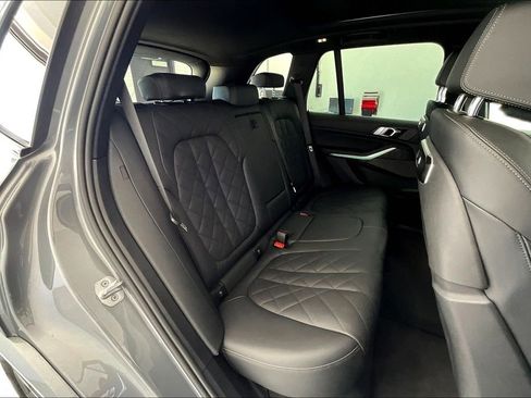 Used 2025 BMW X5 xDrive40i image 35