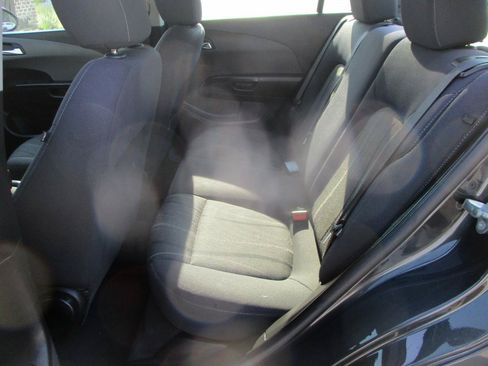Used 2015 Chevrolet Sonic LT FWD image 13