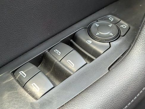 Used 2021 Chevrolet Blazer LT FWD image 22
