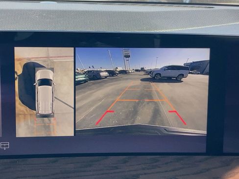 New 2026 Cadillac Escalade Platinum Sport w/ LPO, Floor Liner Package image 27