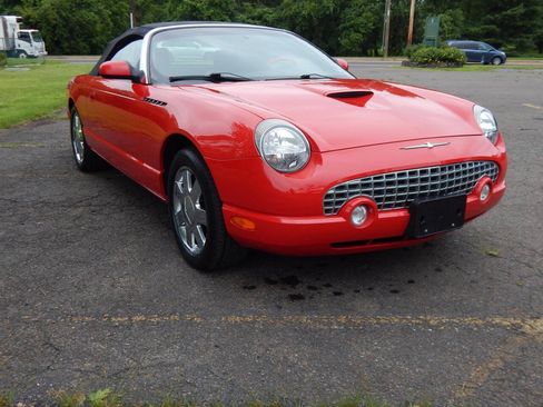 Used 2002 Ford Thunderbird RWD image 8