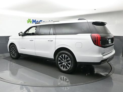 Used 2025 Ford Expedition Max Platinum AWD/4WD image 30