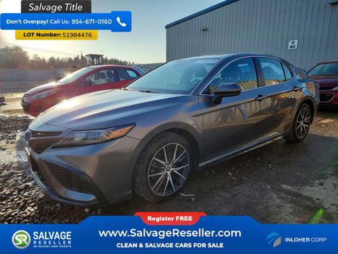 Used 2021 Toyota Camry SE w/ Carpet Mat Package (TMS) FWD image 1