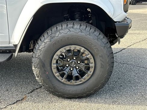 New 2025 Ford Bronco Raptor image 12