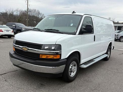 Certified 2024 Chevrolet Express 2500 w/ Driver Convenience Package image 4