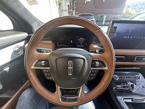 Used 2023 Lincoln Nautilus Black Label w/ Cargo Utility Package image 14