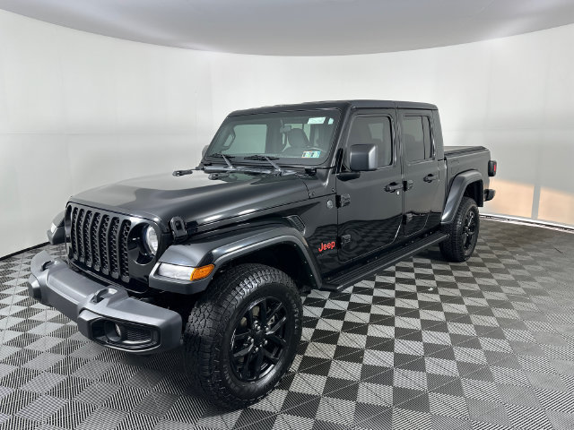 Certified 2022 Jeep Gladiator Sport AWD/4WD image 1