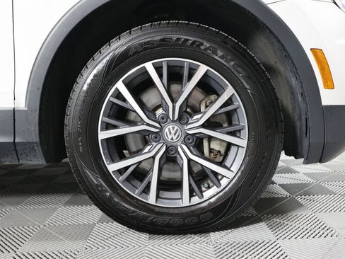 Used 2021 Volkswagen Tiguan S FWD image 6