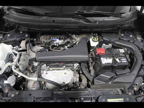 Used 2019 Nissan Rogue S AWD/4WD image 20