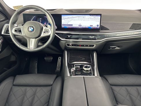 Used 2026 BMW X6 xDrive40i w/ Executive Package AWD/4WD image 16