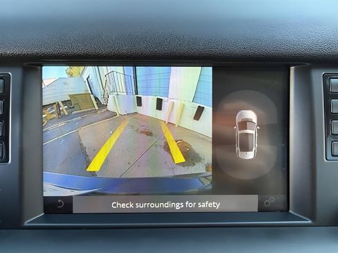 Used 2019 Land Rover Discovery Sport HSE Dynamic AWD/4WD image 30