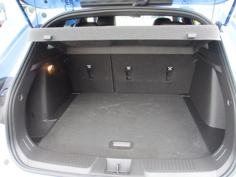 Certified 2024 Chevrolet Trax RS FWD image 13
