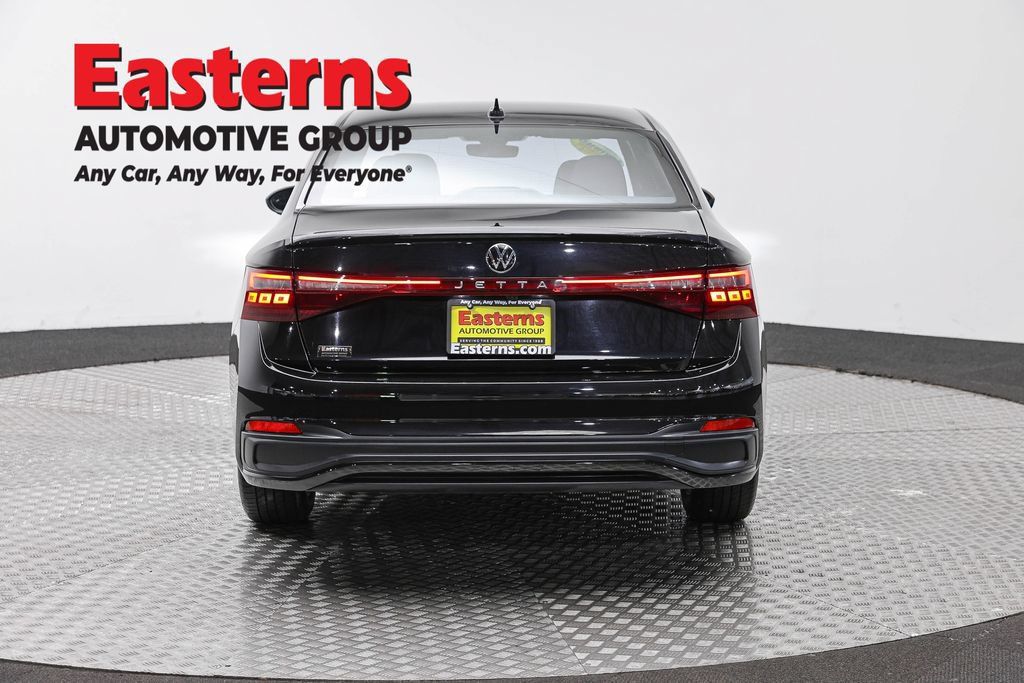 Used 2025 Volkswagen Jetta Sport FWD image 6