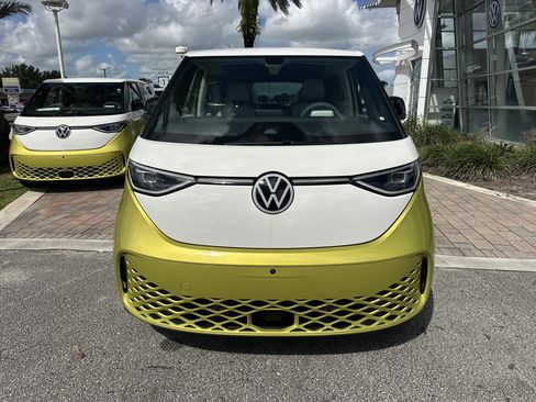 New 2025 Volkswagen ID. Buzz 1st Edition image 2