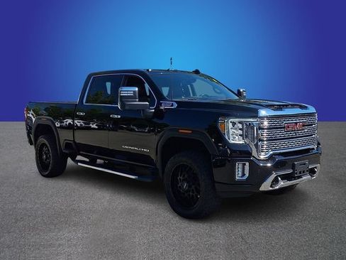 Used 2023 GMC Sierra 2500 Denali AWD/4WD image 3