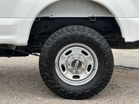 Used 2019 Ford F250 XL w/ Power Equipment Group image 27