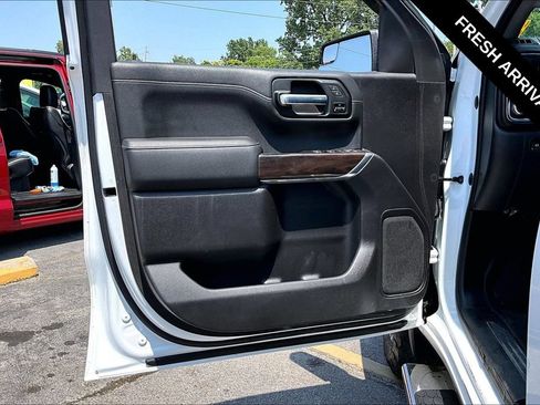 Used 2020 GMC Sierra 1500 SLT w/ X31 Off-Road Package AWD/4WD image 21