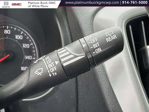 Used 2022 GMC Terrain SLE image 28