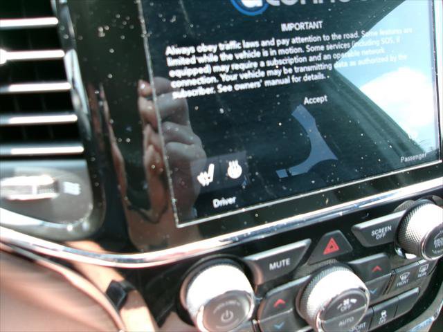 Certified 2021 Jeep Grand Cherokee Laredo X AWD/4WD image 12